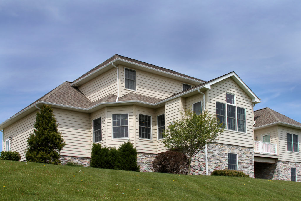CedarMAX-Birchwood S7 back of house