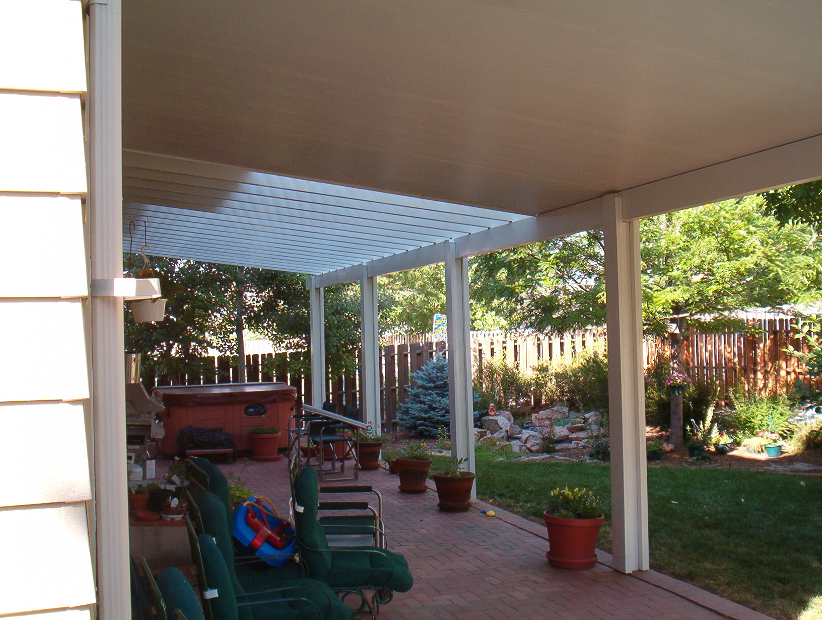 NWI 1000 PatioCover-gardenview