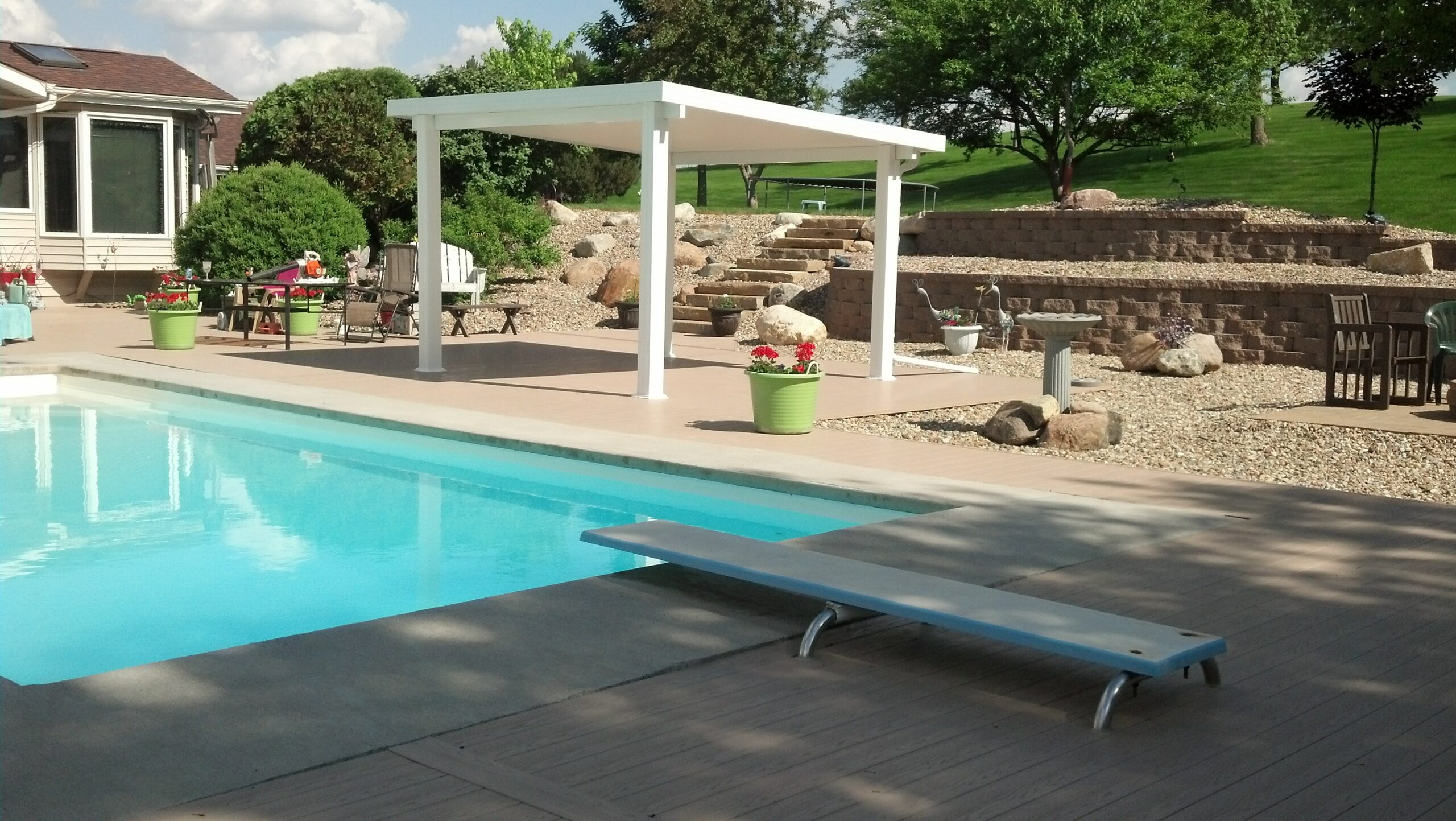 NWI 1000 PatioCover4-pool-stand alone