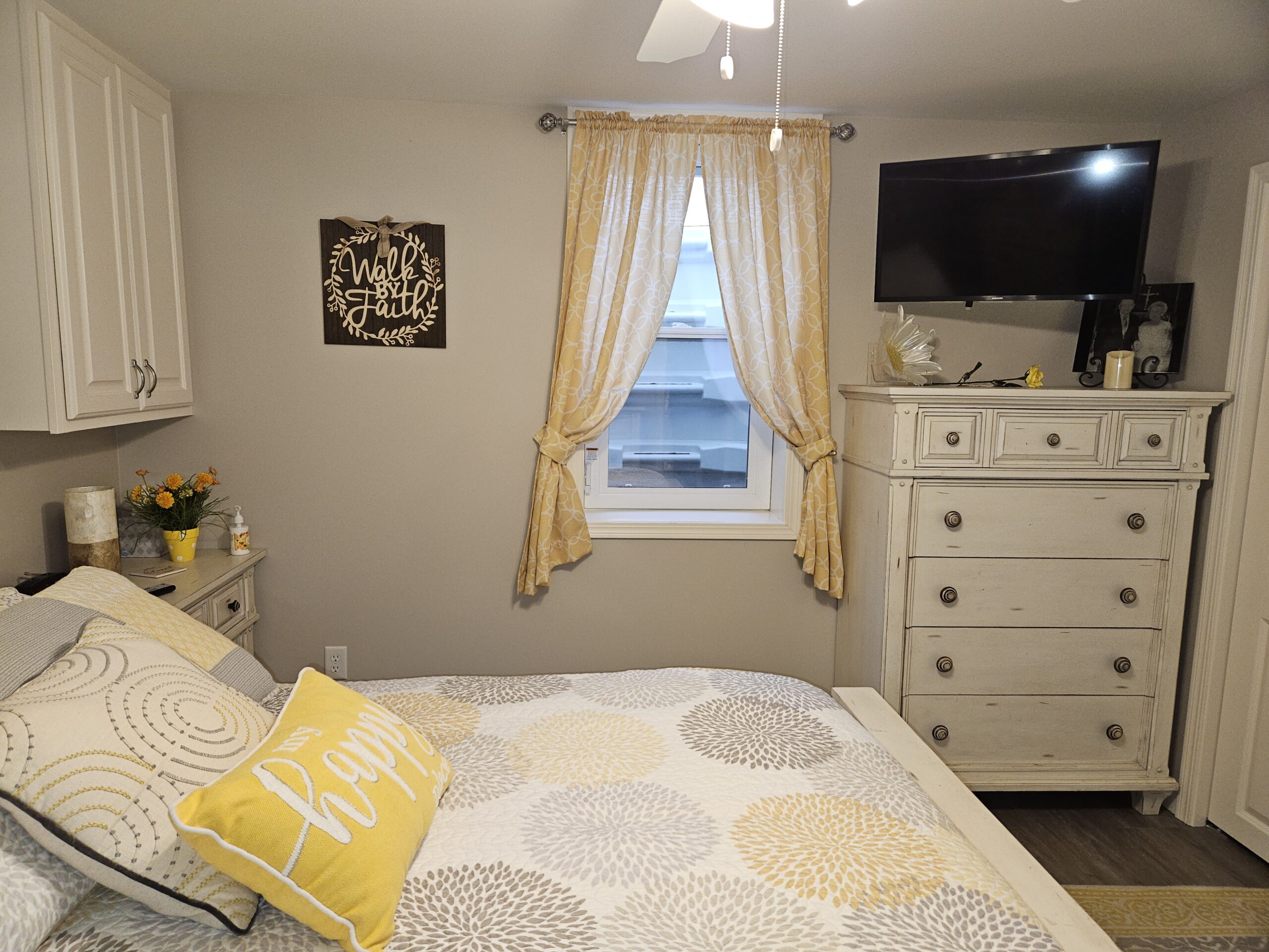 Murnan-inside-Escape-window-entire-bdrm1